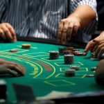 龙七重仓赌法风险警告:潜在风险与化解策略揭秘-彩票网站-彩票交流-彩票论坛