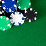 桥牌实战中的技巧与策略：深度探索-彩票网站-彩票交流-彩票论坛