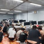 老挝万象公安总局警方在万象市塔銮努亚村抓获88名诈骗团伙成员-彩票网站-彩票交流-彩票论坛